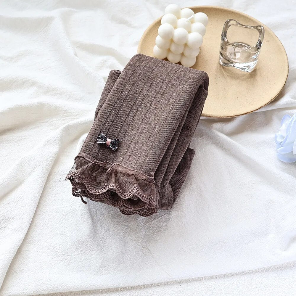 -キッズレギンス 裏ボア 暖パン レギンスパンツ レギパン タイツ リボン レースフリル カーキ グレー ベージュ 3カラー ガールズ 女の子 子供服 - mamahalo shop - レギンスパンツ -  べビー服 - 子供服 - 男の子 - 女の子