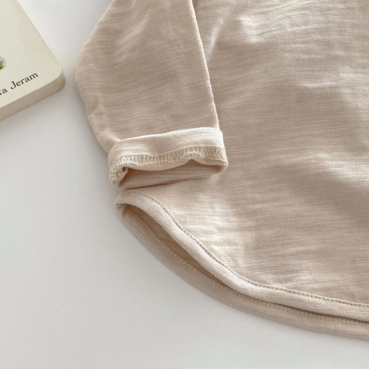 -ベビーキッズトップス 長袖Tシャツ シンプルベーシック 4カラー【mh0006376】 - mamahalo shop - 長袖Tシャツ -  べビー服 - 子供服 - 男の子 - 女の子