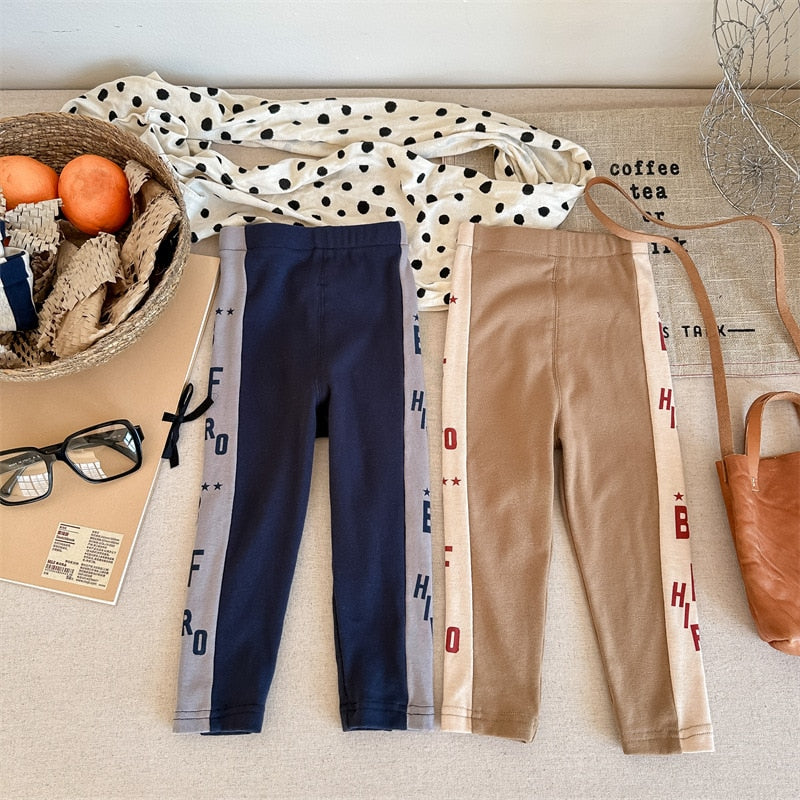 -キッズ レターロゴ プリント サイドライン パッチワーク レギンスパンツ ボーイズ - mamahalo shop - レギンスパンツ -  べビー服 - 子供服 - 男の子 - 女の子