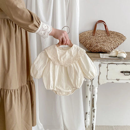 -☺︎ ベビーロンパース 長袖ビッグ襟ボディスーツ ベージュ - mamahalo shop - 長袖ロンパース -  べビー服 - 子供服 - 男の子 - 女の子