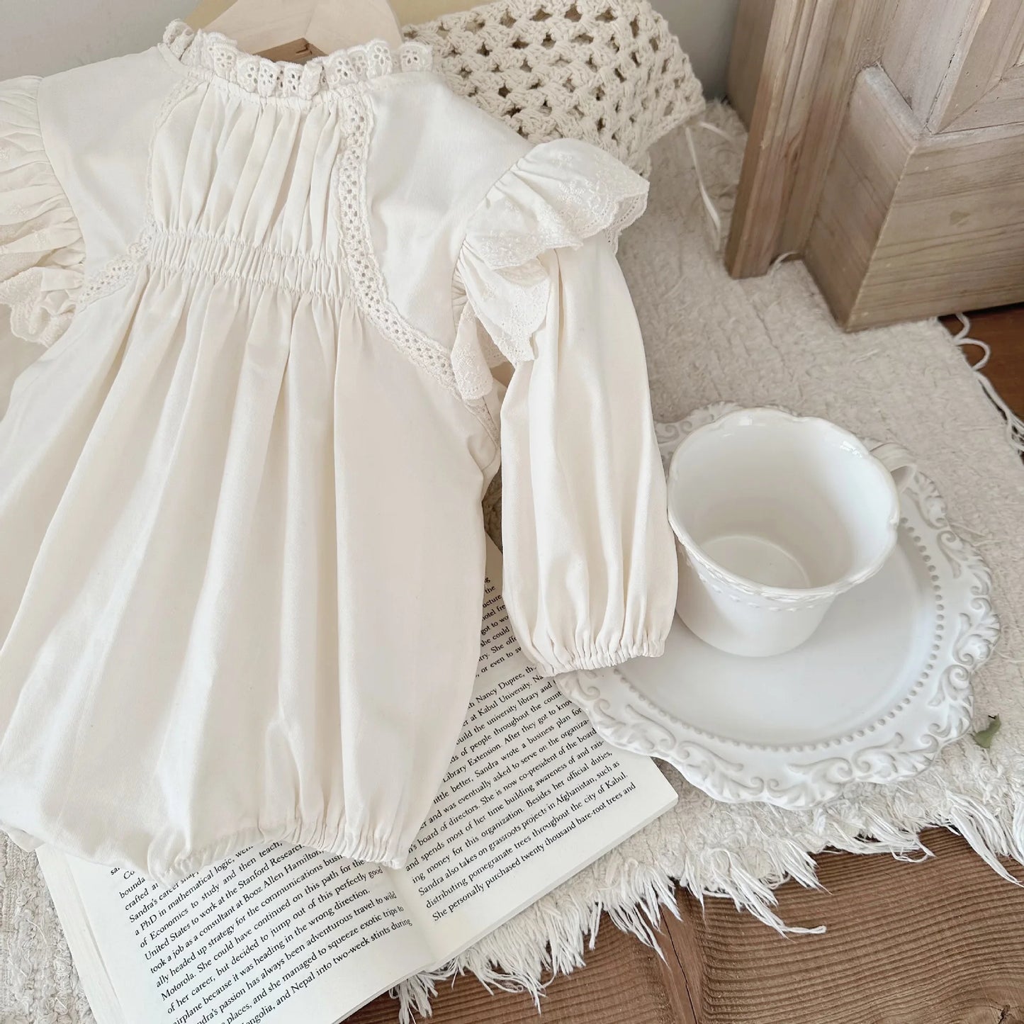 -ベビーロンパース ショルダーフリル長袖ボディスーツ 無地/水玉ドット【mh0004696】 - mamahalo shop - 長袖ロンパース -  べビー服 - 子供服 - 男の子 - 女の子