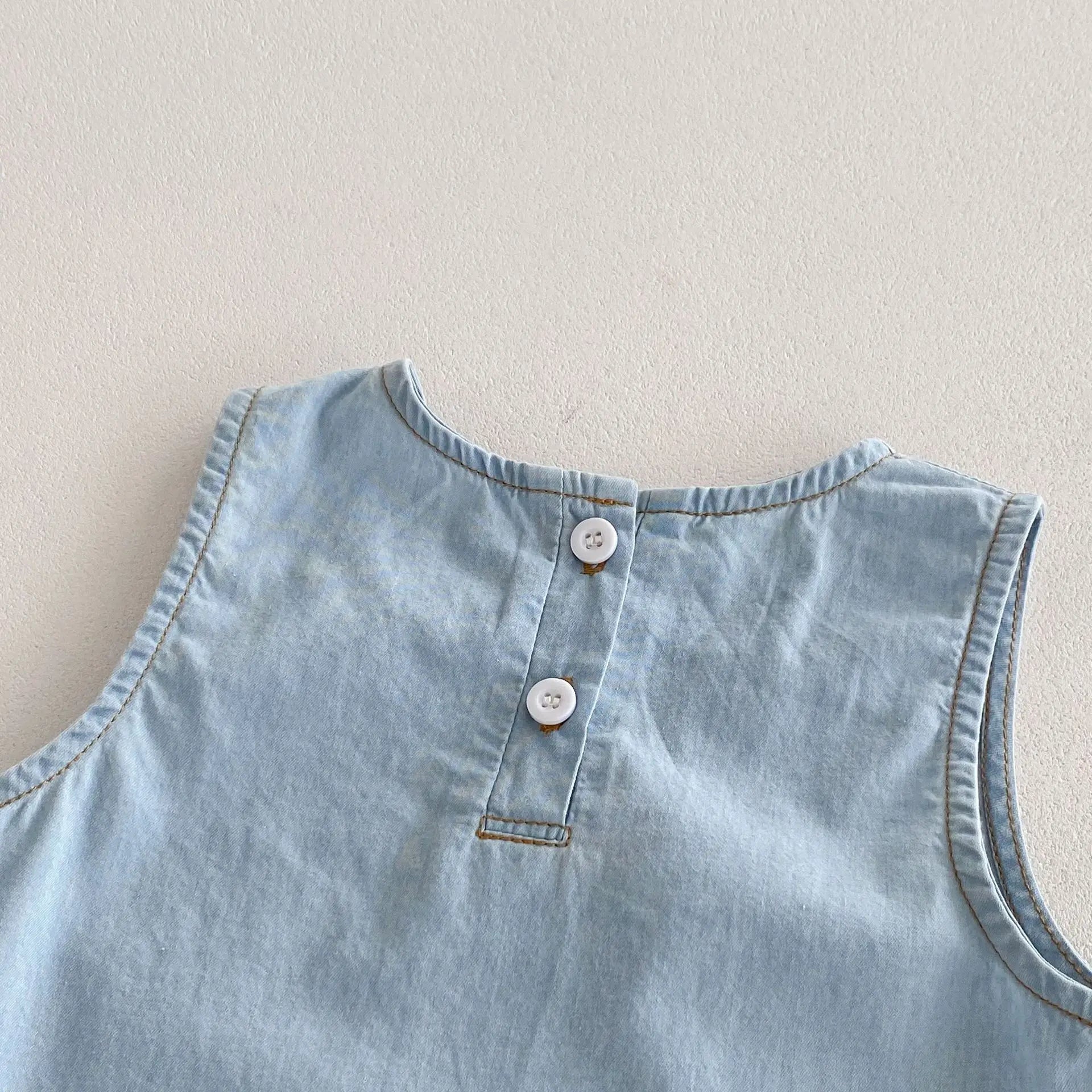 -キッズセットアップ 2点セット ノースリーブブラウス+ロングパンツ デニム ライトブルー【mh0006316】 - mamahalo shop - ノースリーブセットアップ -  べビー服 - 子供服 - 男の子 - 女の子