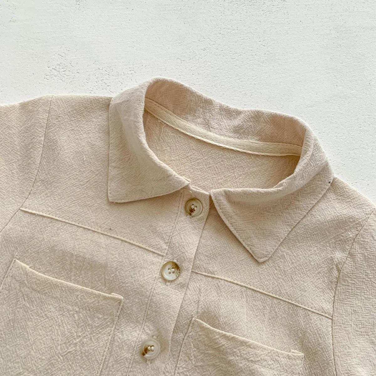 -ベビー シンプル 半袖 シャツ ジャンプスーツ ベージュ グリーン ボーイズ - mamahalo shop - 半袖ジャンプスーツ -  べビー服 - 子供服 - 男の子 - 女の子