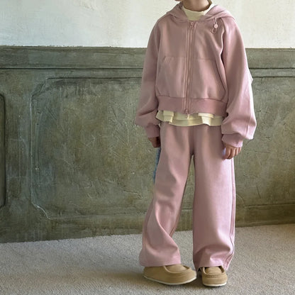 -キッズセットアップ 2点セット ペプラムフリルドッキングフーディジッパー長袖スウェットパーカー+スウェットロングパンツ ピンク【mh0007344】 - mamahalo shop - 長袖セットアップ -  べビー服 - 子供服 - 男の子 - 女の子