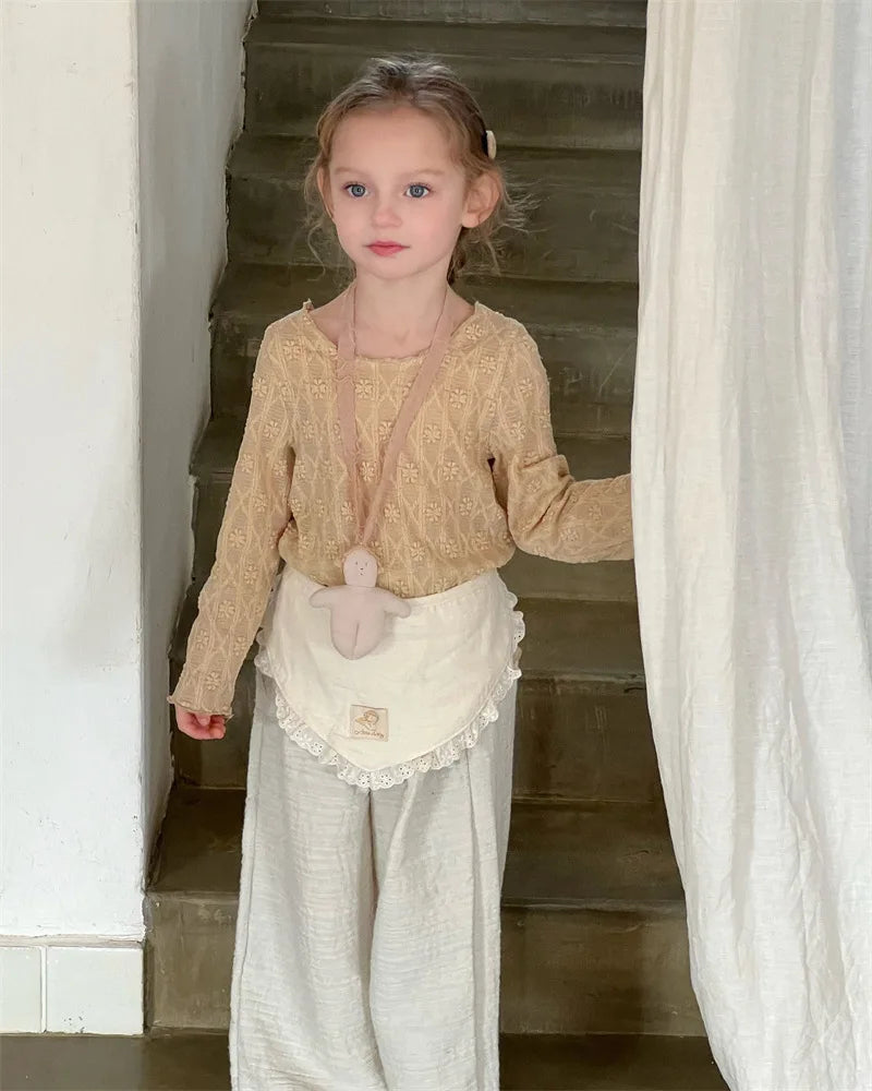 -キッズトップス エンボスフラワー 長袖Tシャツ 薄手 2カラー - mamahalo shop - 長袖Tシャツ -  べビー服 - 子供服 - 男の子 - 女の子