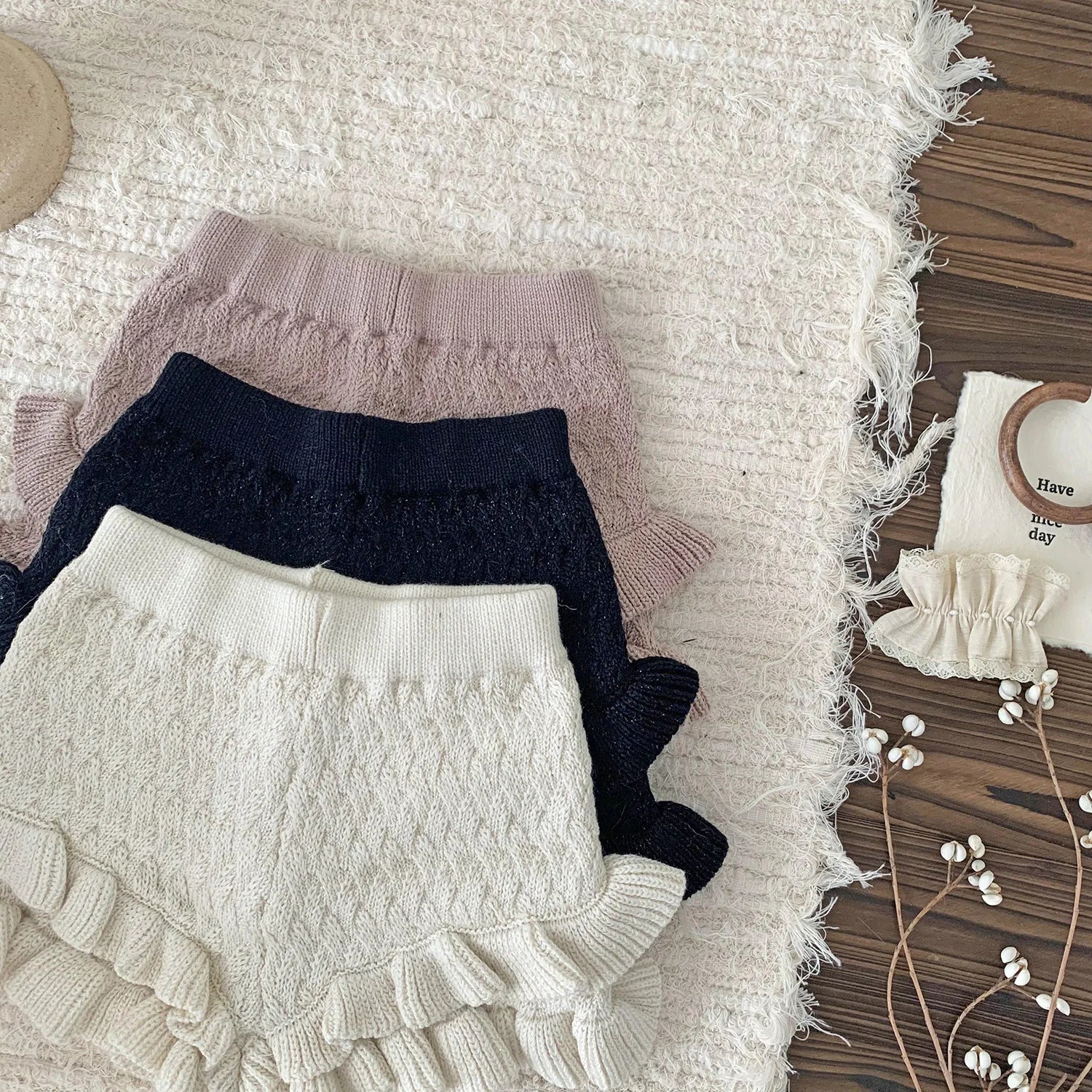 -ベビーキッズパンツ ダブルフリルニットショートパンツ 3カラー - mamahalo shop - ハーフパンツ・ショートパンツ -  べビー服 - 子供服 - 男の子 - 女の子