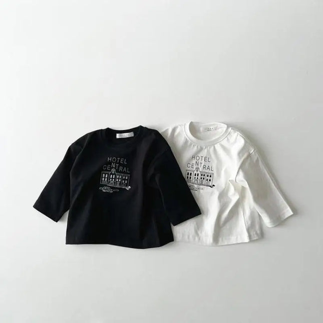 キッズトップス HOTELプリント柄長袖Tシャツ