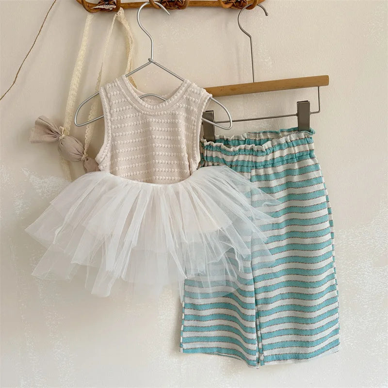 -キッズトップス ニットフリル ノースリーブ ペプラムブラウス 3カラー - mamahalo shop - タンクトップ・キャミソール・ノースリーブトップス -  べビー服 - 子供服 - 男の子 - 女の子