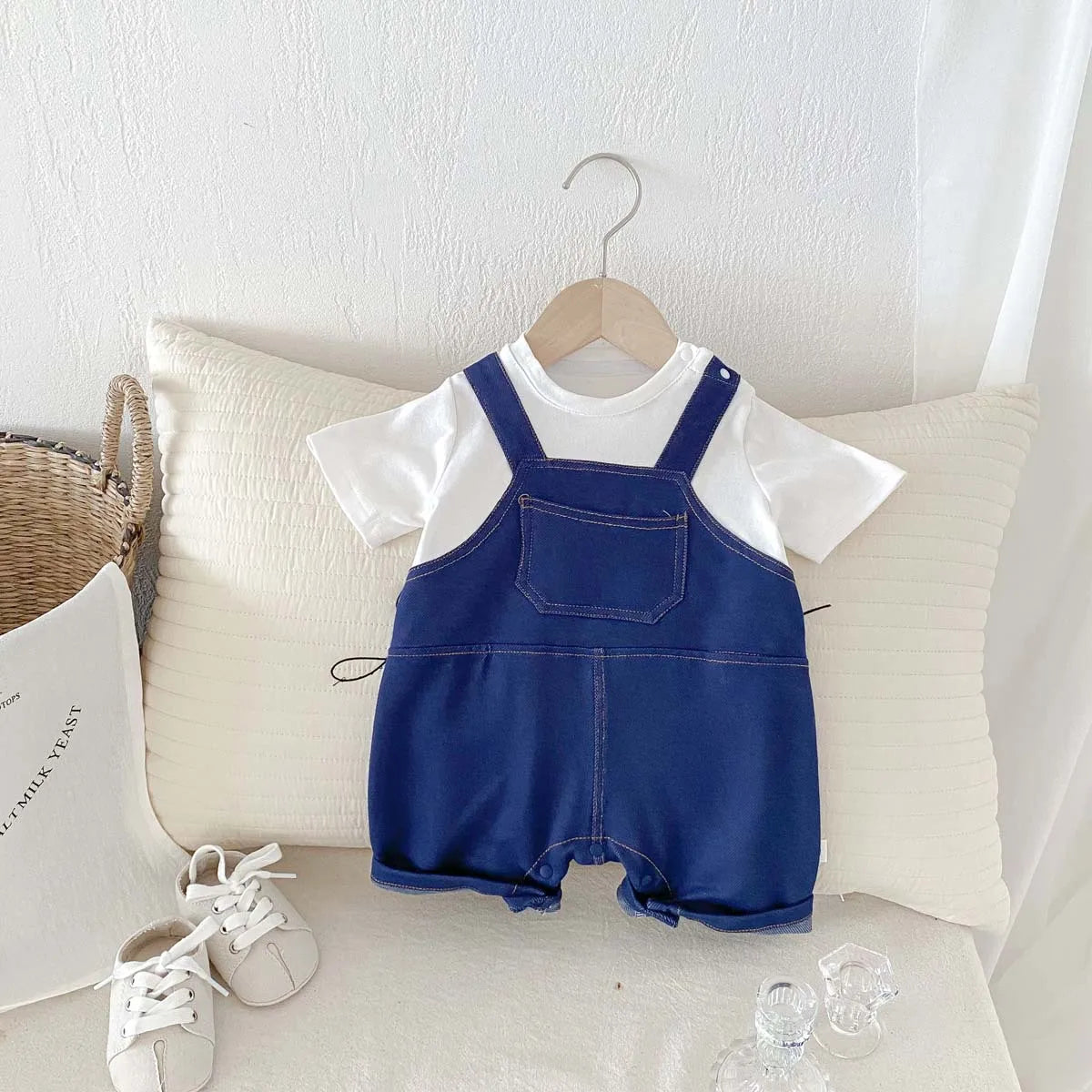 -ベビージャンプスーツ ドッキングオーバーオールロンパース 2カラー【mh0006273】 - mamahalo shop - 半袖ロンパース -  べビー服 - 子供服 - 男の子 - 女の子