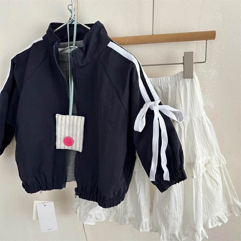 -キッズアウター スタンドカラージップアップサイドリボンジャンパージャケット ブラック - mamahalo shop - ショートコート・ジャケット・ジャンパー -  べビー服 - 子供服 - 男の子 - 女の子