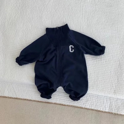 -ベビージャンプスーツ 長袖つなぎ 襟付き ジップアップ レターロゴ 2カラー【mh0006447】 - mamahalo shop - 長袖ジャンプスーツ -  べビー服 - 子供服 - 男の子 - 女の子