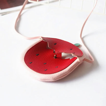 -ベビーキッズポシェット フルーツ型 メッセンジャーバッグ アクセサリー 鞄【mh0005861】 - mamahalo shop - メッセンジャーバッグ -  べビー服 - 子供服 - 男の子 - 女の子