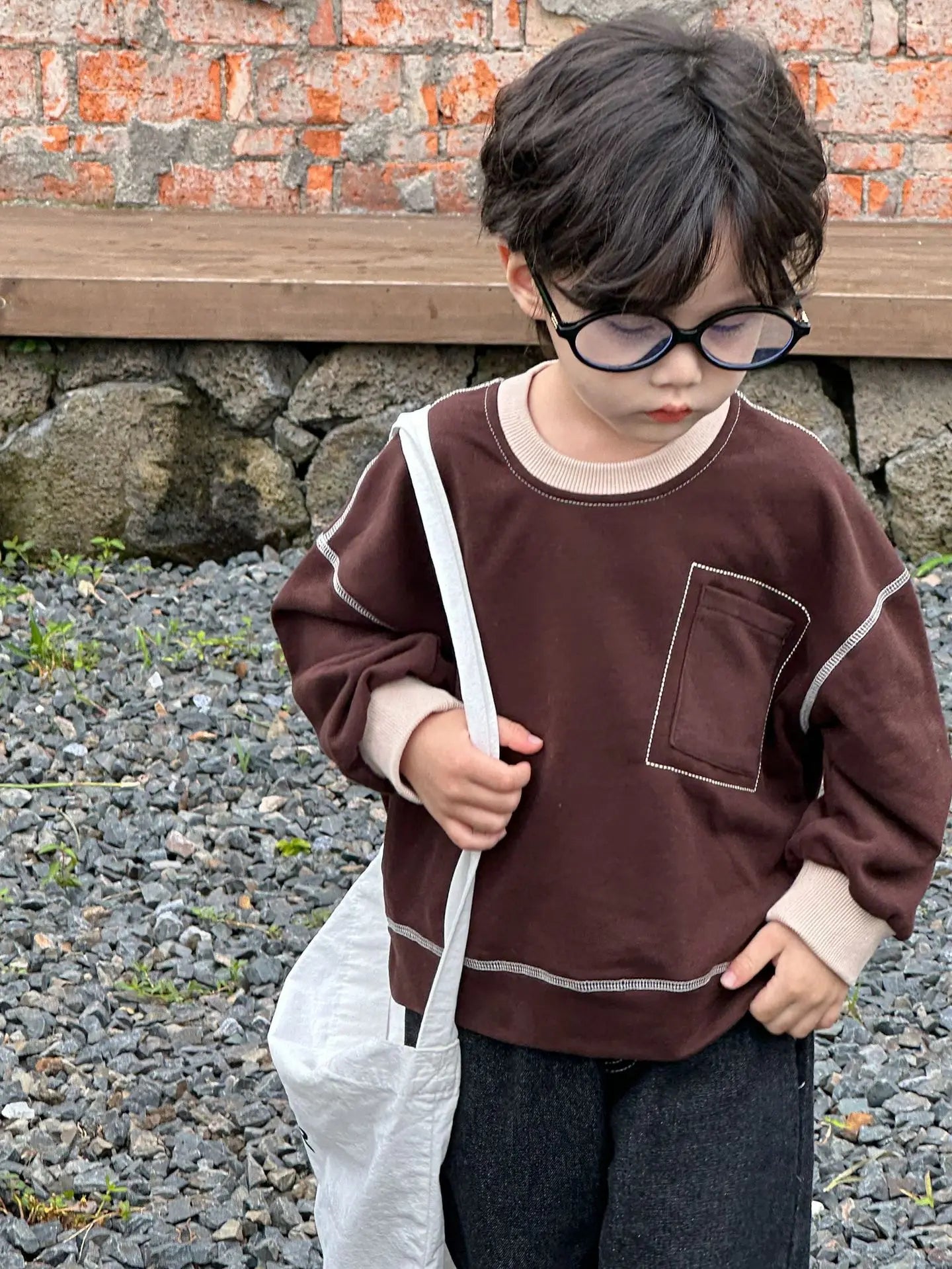 -キッズトップス ステッチアクセント長袖シンプルTシャツ 2カラー - mamahalo shop - 長袖Tシャツ -  べビー服 - 子供服 - 男の子 - 女の子