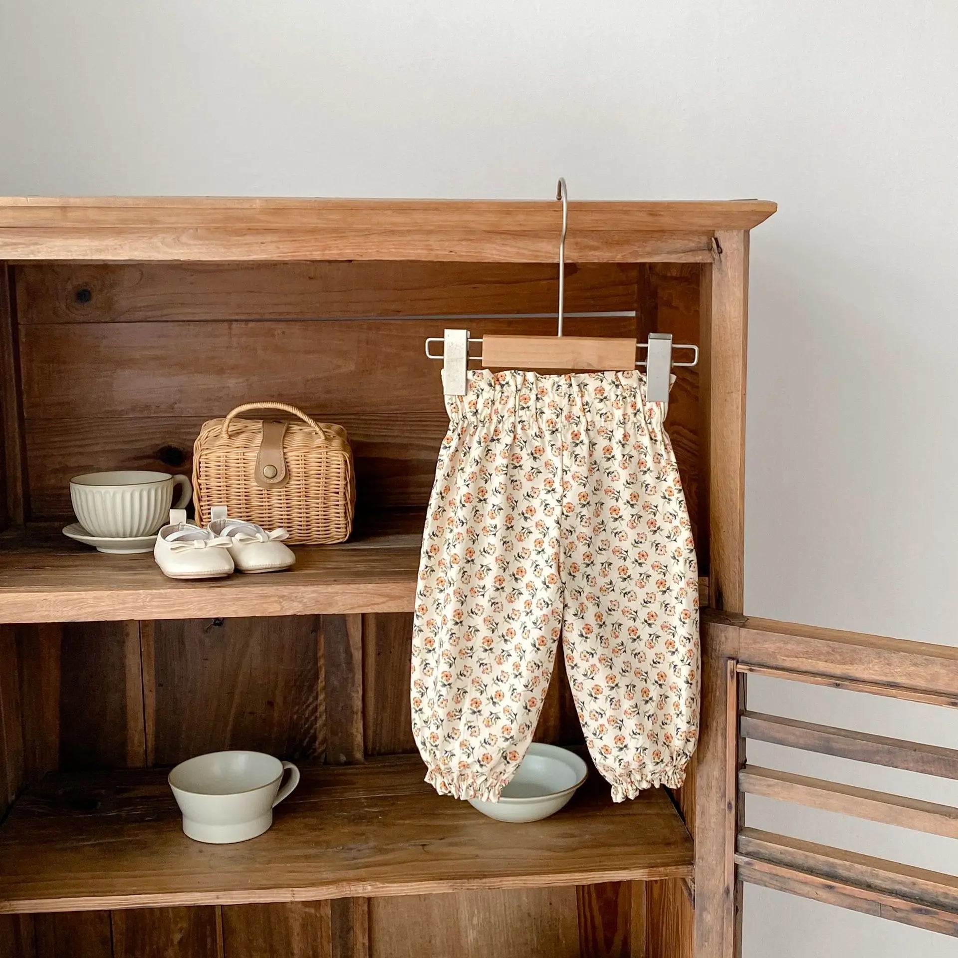 -ベビーパンツ ロングルーズジョガーパンツ フラワー花柄プリント【mh0005840】 - mamahalo shop - ロングパンツ・スウェットパンツ -  べビー服 - 子供服 - 男の子 - 女の子