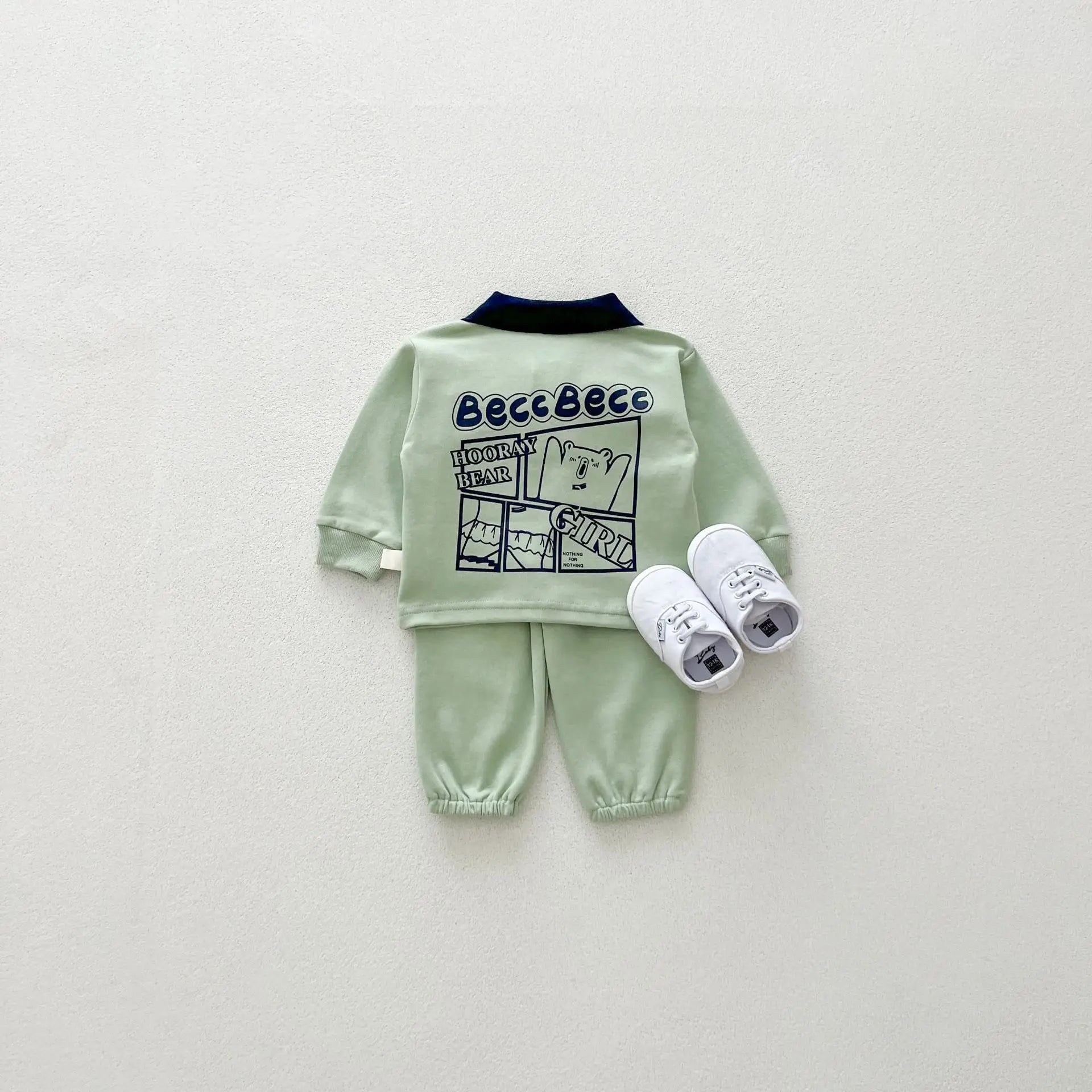 -ベビーキッズセットアップ 2点セット バックプリント長袖ポロシャツ+ロングパンツ 2カラーベビーキッズセットアップ 2点セット バックプリント長袖ポロシャツ+ロングパンツ 2カラー【mh0007225】 - mamahalo shop - 長袖セットアップ -  べビー服 - 子供服 - 男の子 - 女の子