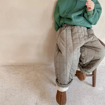 -キッズパンツ キルティング 厚手パンツ アウターパンツ レッド グリーン 2カラー ユニセックス 男の子 女の子 子供服 - mamahalo shop - ロングパンツ・スウェットパンツ -  べビー服 - 子供服 - 男の子 - 女の子