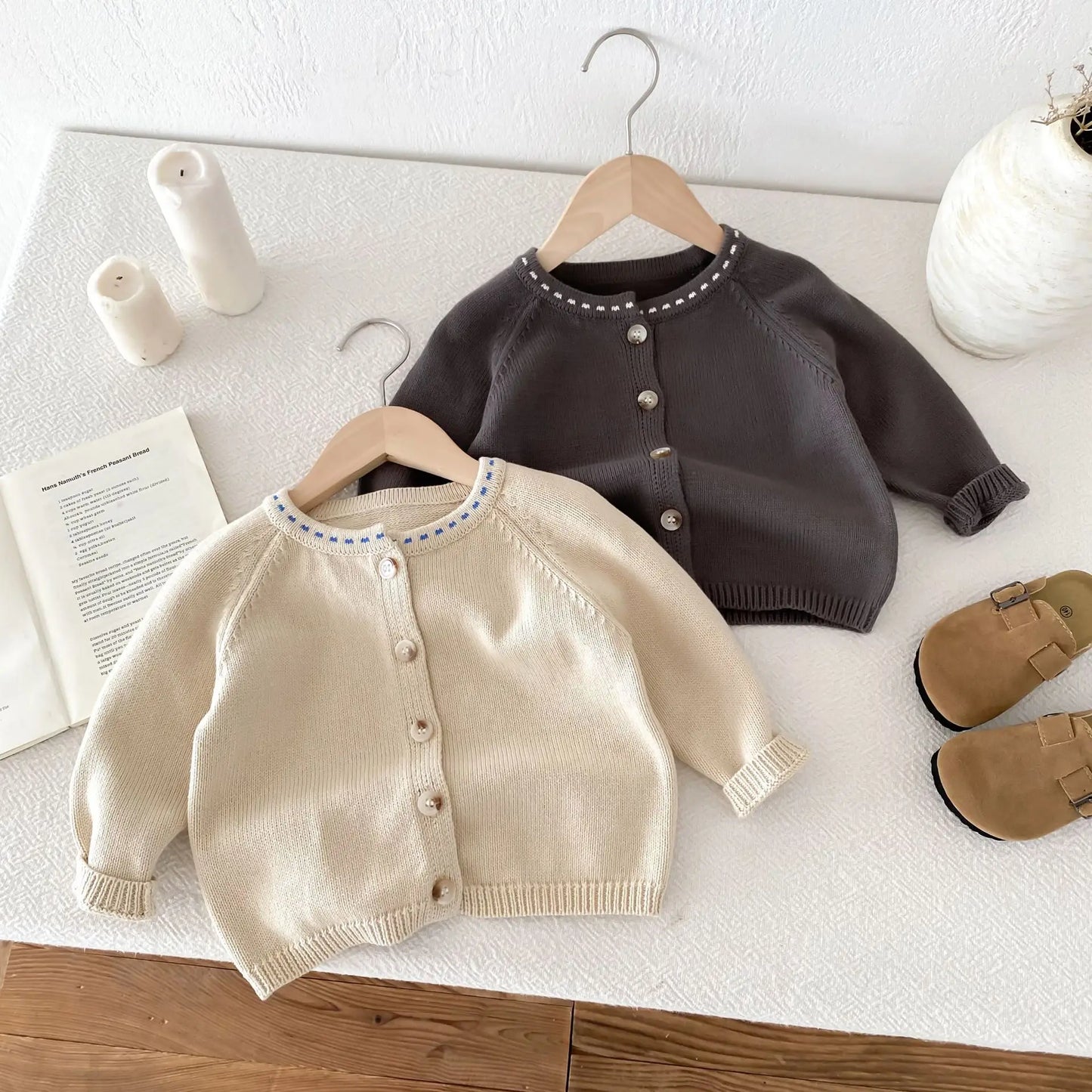 -キッズカーディガン ニットジャケット ステッチアクセント 2カラー【mh0006629】 - mamahalo shop - カーディガン・パーカー -  べビー服 - 子供服 - 男の子 - 女の子