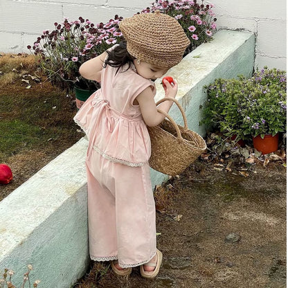 -キッズセットアップ 2点セットアップ ノースリーブペプラムブラウス+ルーズロングパンツ レース刺繍 お出かけ ピンク【mh0005731】 - mamahalo shop - ノースリーブセットアップ -  べビー服 - 子供服 - 男の子 - 女の子