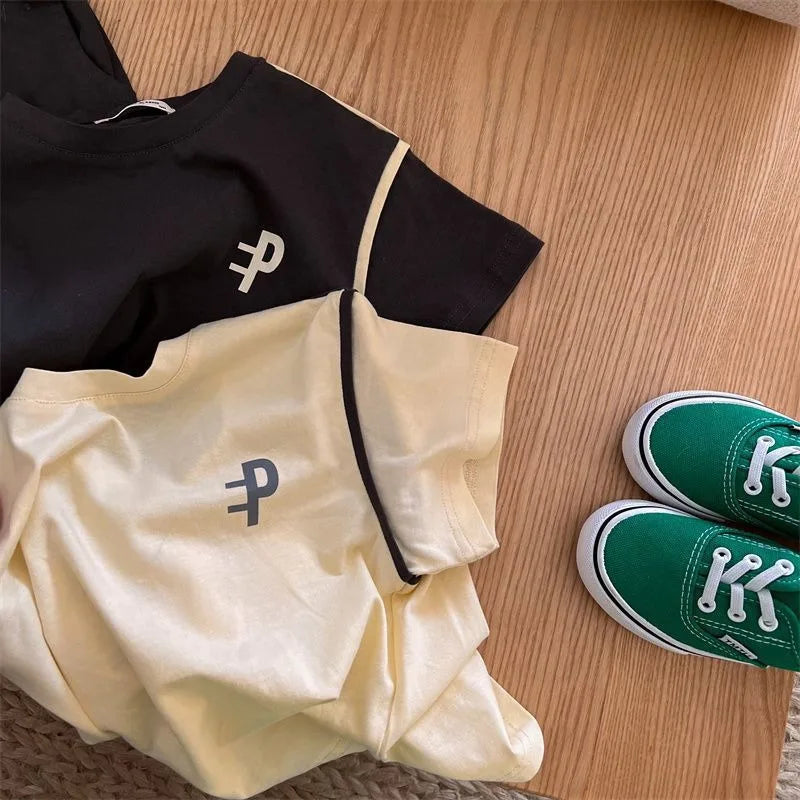 -キッズセットアップ 2点セット 半袖Tシャツ+ショートパンツ ワンポイントロゴプリント 3カラー【mh0005393】 - mamahalo shop - 半袖セットアップ -  べビー服 - 子供服 - 男の子 - 女の子