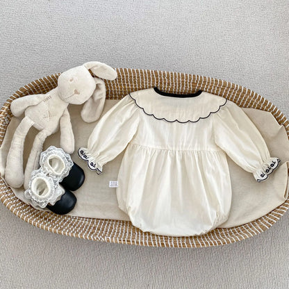 -ベビーロンパース レース刺繍リボン襟長袖ボディスーツ ホワイト - mamahalo shop - 長袖ロンパース -  べビー服 - 子供服 - 男の子 - 女の子