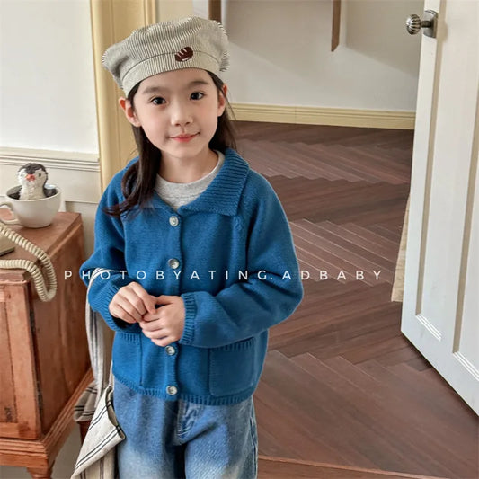 -キッズカーディガン バックレターロゴ刺繍襟付きニットジャケット 2カラー - mamahalo shop - カーディガン・パーカー -  べビー服 - 子供服 - 男の子 - 女の子