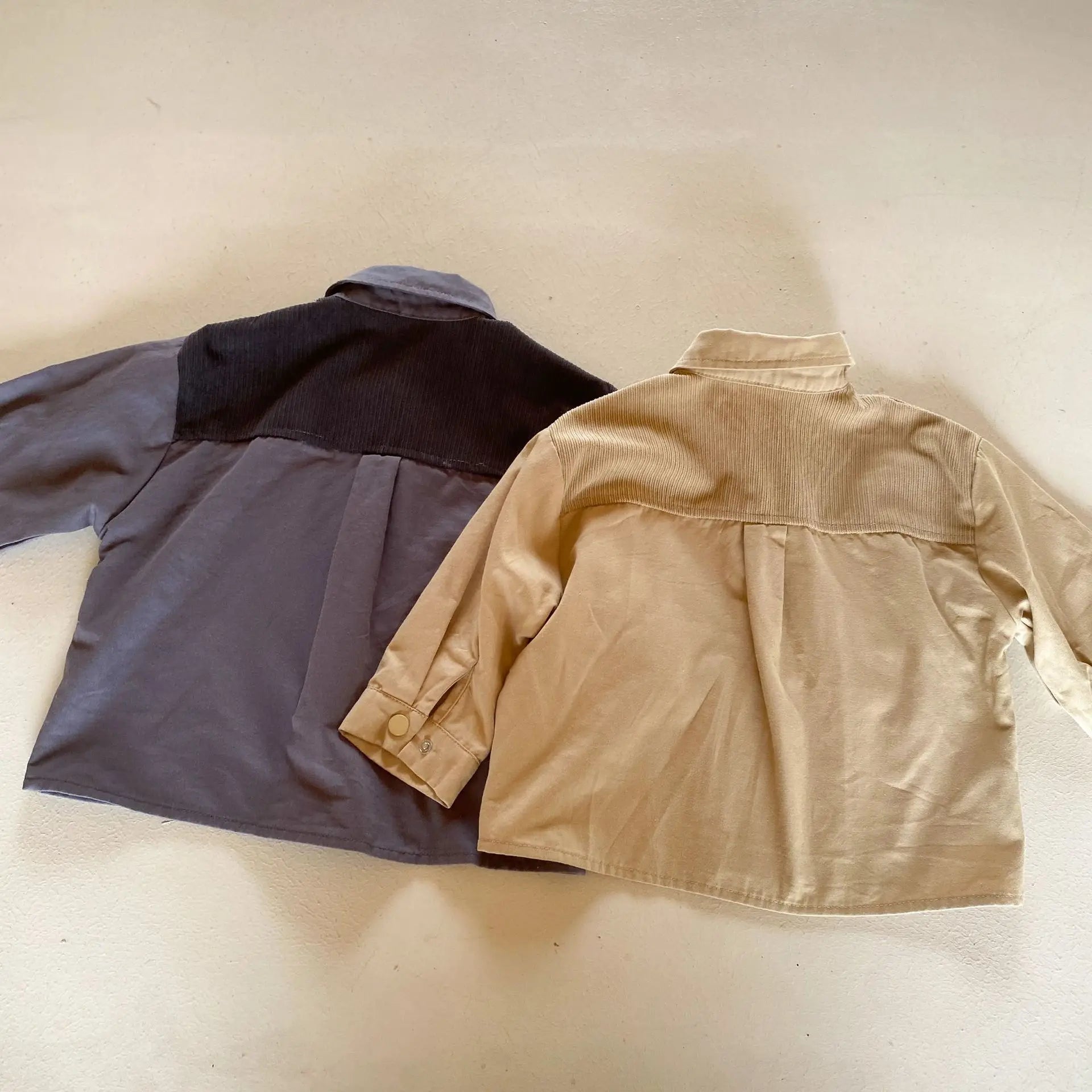 -キッズトップス パッチワーク長袖オーバーシャツ 2カラー【mh0007052】 - mamahalo shop - 長袖シャツ・ブラウス -  べビー服 - 子供服 - 男の子 - 女の子