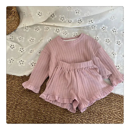 -キッズセットアップ 2点セット 長袖Tシャツ ショートパンツ ラッフルフリル ライトパープル/ベージュ/2カラー - mamahalo shop - 長袖セットアップ -  べビー服 - 子供服 - 男の子 - 女の子