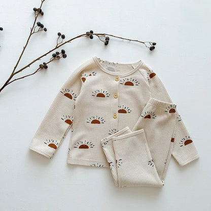 -キッズパジャマセット りんご 幾何学プリント柄 ワッフル 長袖ルームウェア【mh0003575】 - mamahalo shop - 長袖パジャマ -  べビー服 - 子供服 - 男の子 - 女の子