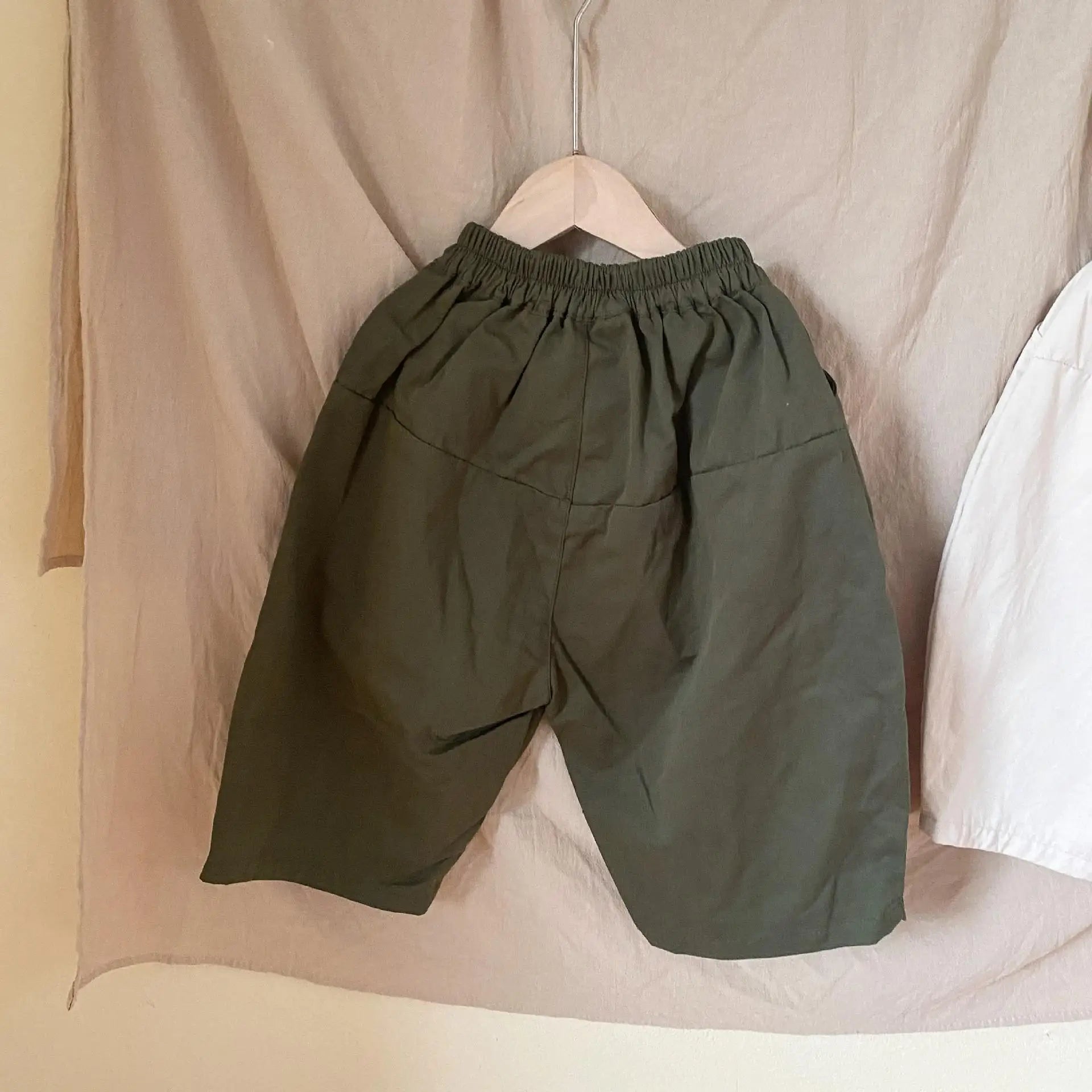 -キッズパンツ バルーンルーズ ワイドパンツ サルエルパンツ アーミーグリーン/ベージュホワイト/2カラー - mamahalo shop - ロングパンツ・スウェットパンツ -  べビー服 - 子供服 - 男の子 - 女の子