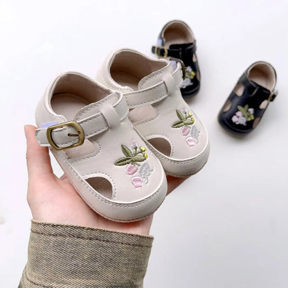 -ベビーシューズ ストラップシューズ フラットシューズ ファーストシューズ フラワー刺繍 室内ばき 靴 - mamahalo shop - 靴 -  べビー服 - 子供服 - 男の子 - 女の子