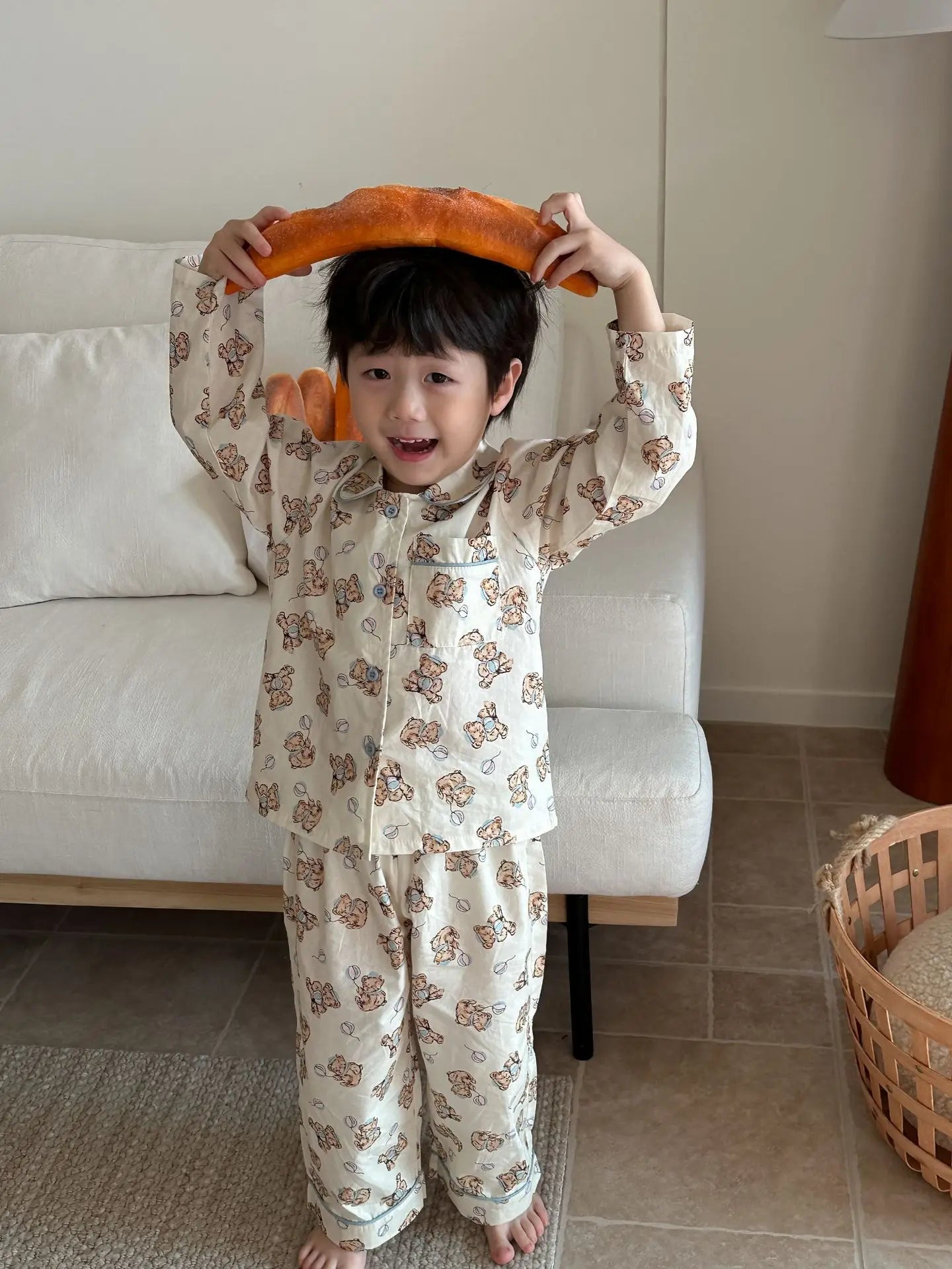 キッズパジャマセット 長袖シャツ+ロングパンツ りんごチェック犬プリント柄 - mamahalo shop - 長袖パジャマ - ベビー服 - 子供服 - 男の子 - 女の子