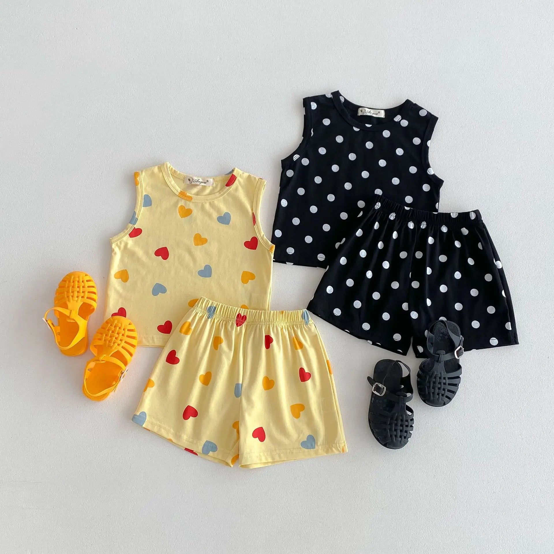 -キッズセットアップ 2点セット タンクトップ+ショートパンツ カラフルハート/水玉ドットプリント 2カラー【mh0005253】 - mamahalo shop - ノースリーブセットアップ -  べビー服 - 子供服 - 男の子 - 女の子