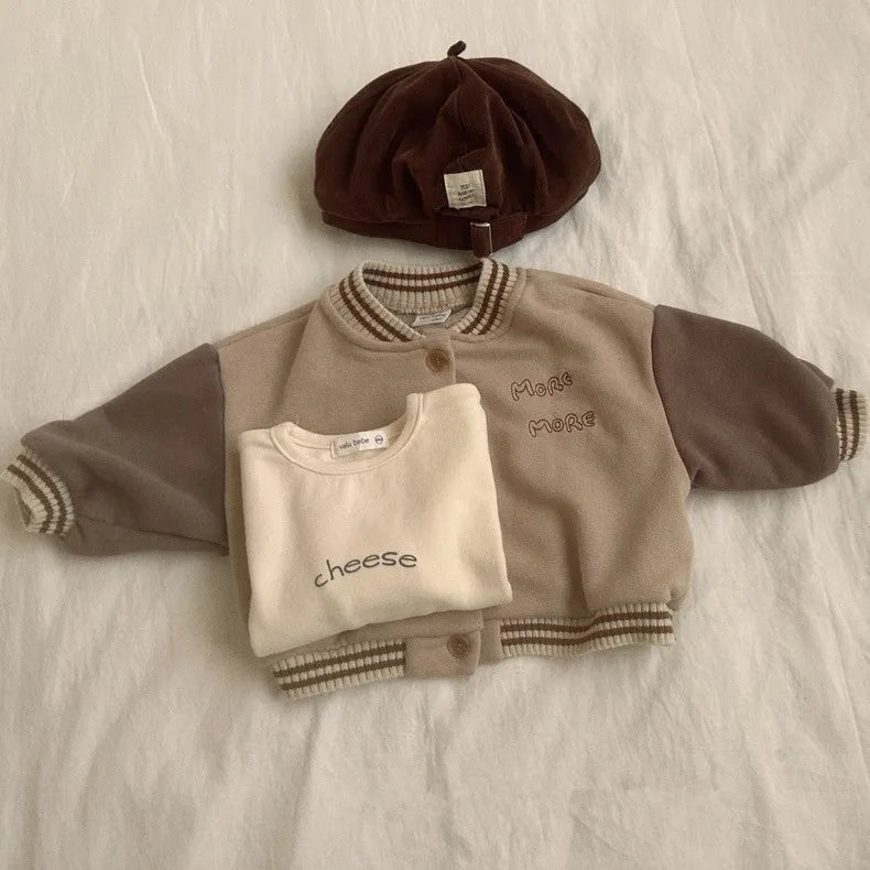 -ベビートップス cheeseプリントロゴ長袖Tシャツ 2カラー【mh0007198】 - mamahalo shop - 長袖Tシャツ -  べビー服 - 子供服 - 男の子 - 女の子