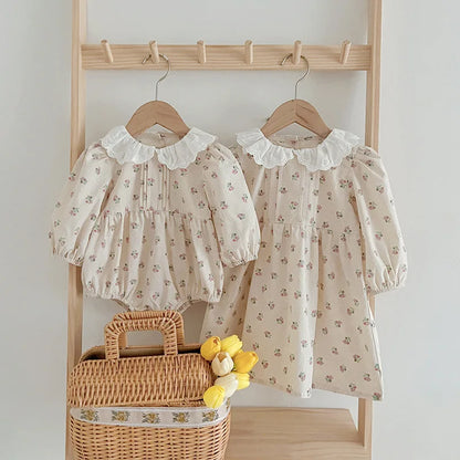 -ベビーロンパース/キッズワンピース レースフリル襟ピンタックフラワープリント長袖ボディスーツ/ワンピース リンクコーデ 姉妹 お揃いコーデ【mh0007418】 - mamahalo shop - 長袖ロンパース -  べビー服 - 子供服 - 男の子 - 女の子