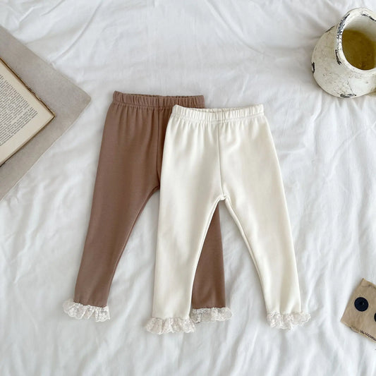 -ベビーパンツ 裾レースフリルレギンスパンツ 2カラー【mh0006829】 - mamahalo shop - レギンスパンツ -  べビー服 - 子供服 - 男の子 - 女の子