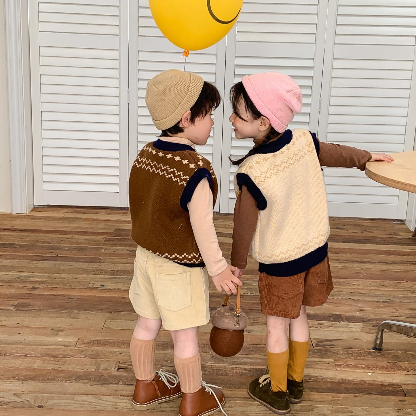 -キッズ コーデュロイ ショートパンツ ベージュ コーヒーブラウン ユニセックス - mamahalo shop - ハーフパンツ・ショートパンツ -  べビー服 - 子供服 - 男の子 - 女の子