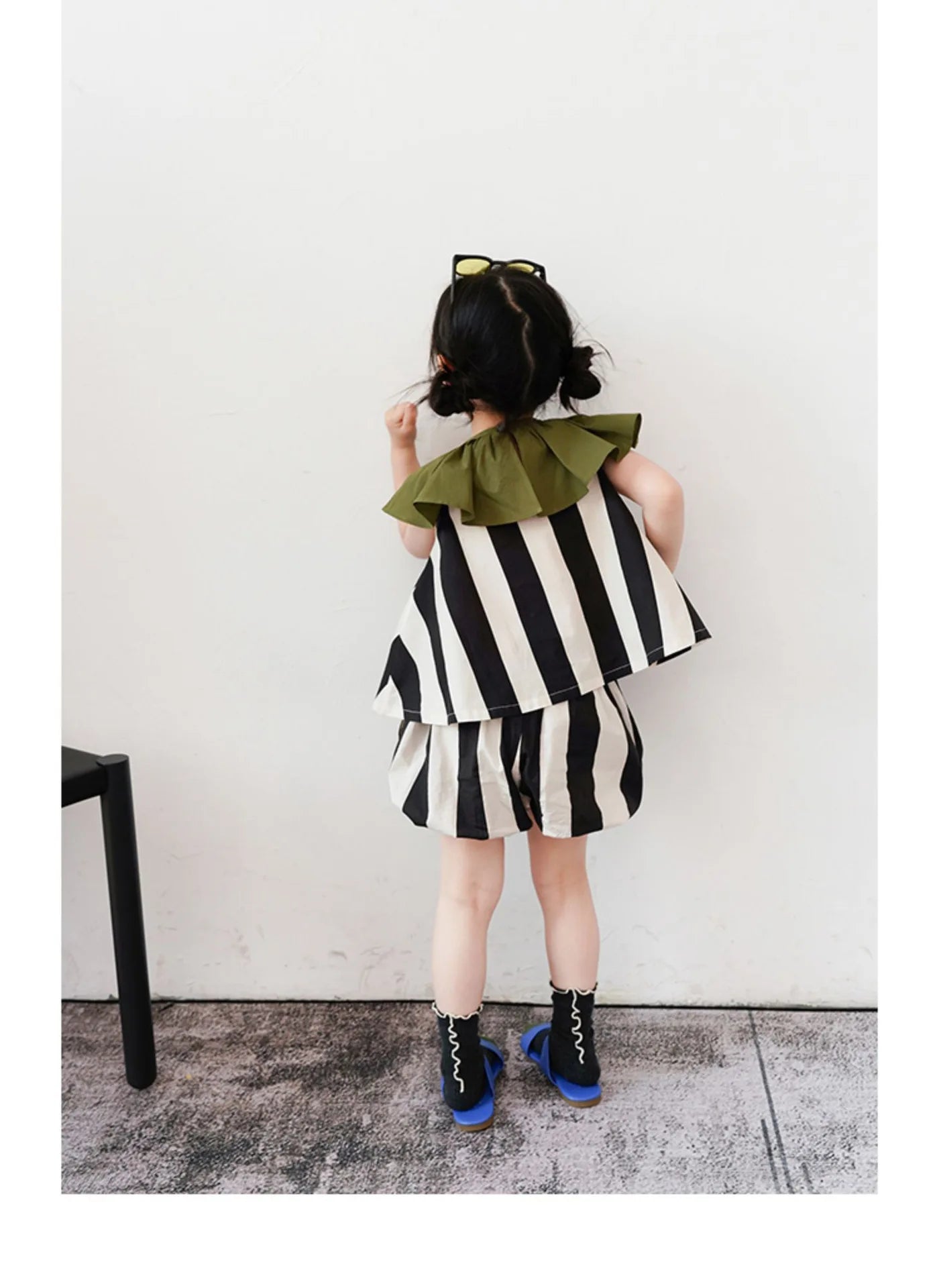 -キッズ ストライプ セットアップ フリルカラー 半袖 ブラウス バルーン ショートパンツ - mamahalo shop - ノースリーブセットアップ -  べビー服 - 子供服 - 男の子 - 女の子