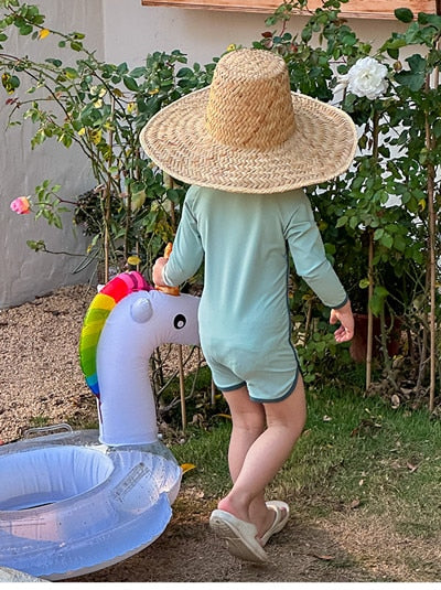 -キッズ 水着 無地 バイカラー 長袖 半袖 つなぎ ワンピース ラッシュガード スイムウェア 2カラー ボーイズ【mh0002221】 - mamahalo shop - ベビー用水着 -  べビー服 - 子供服 - 男の子 - 女の子