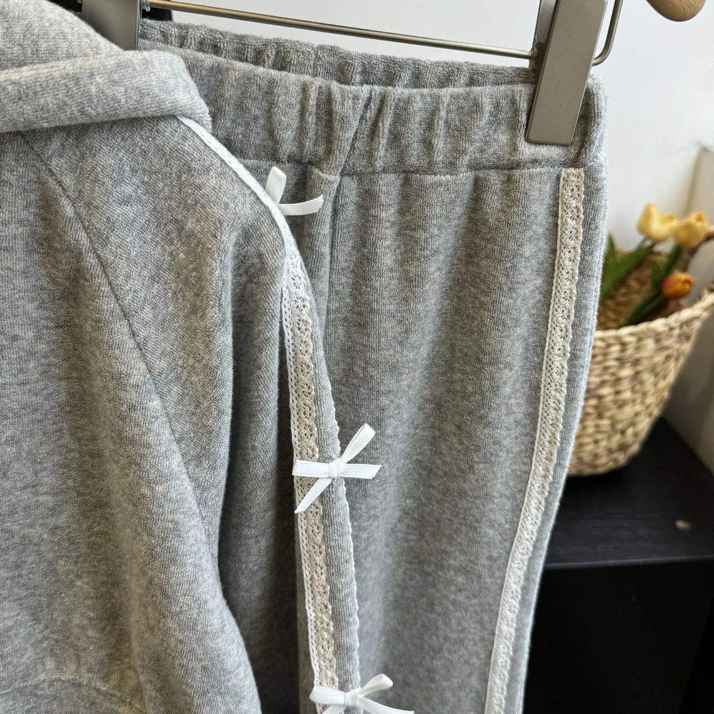 -キッズセットアップ 2点セット リボンサイドラインフーディジッパー長袖スウェットパーカー+スウェットパンツ グレー - mamahalo shop - 長袖セットアップ -  べビー服 - 子供服 - 男の子 - 女の子