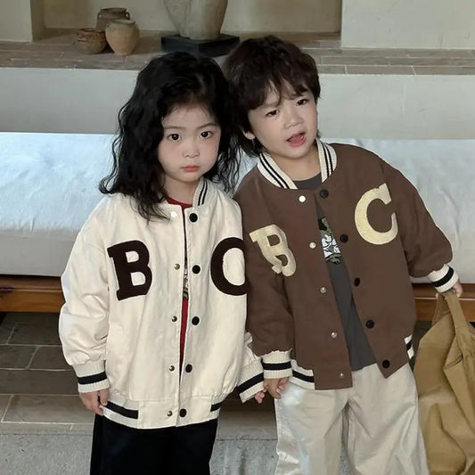 -キッズアウター アルファベットアップリケスタジアムジャンパー スタジャン2カラー - mamahalo shop - ショートコート・ジャケット・ジャンパー -  べビー服 - 子供服 - 男の子 - 女の子