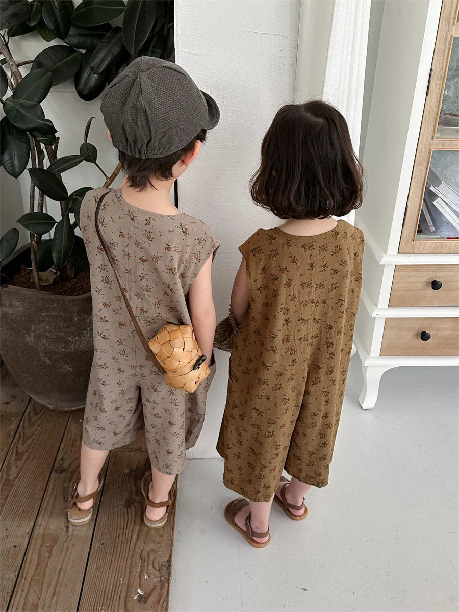 -キッズジャンプスーツ ノースリーブルーズショートつなぎ フラワー花柄プリント 2カラー【mh0006012】 - mamahalo shop - ノースリーブジャンプスーツ -  べビー服 - 子供服 - 男の子 - 女の子