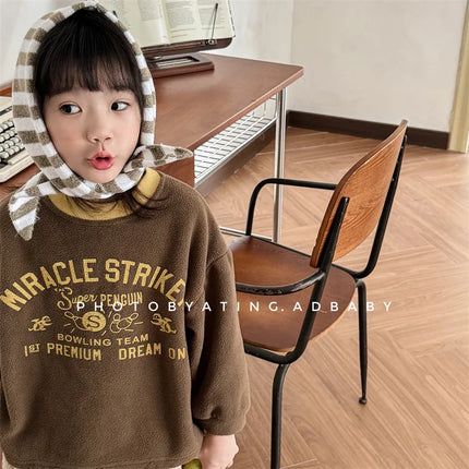 キッズトップス レターロゴプリントフリース長袖Tシャツ - mamahalo shop - 長袖Tシャツ -  べビー服 - 子供服 - 男の子 - 女の子