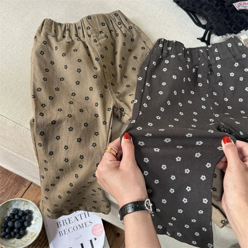 -キッズパンツ フラワープリントフレアブーツカットパンツ 2カラー - mamahalo shop - ロングパンツ・スウェットパンツ -  べビー服 - 子供服 - 男の子 - 女の子