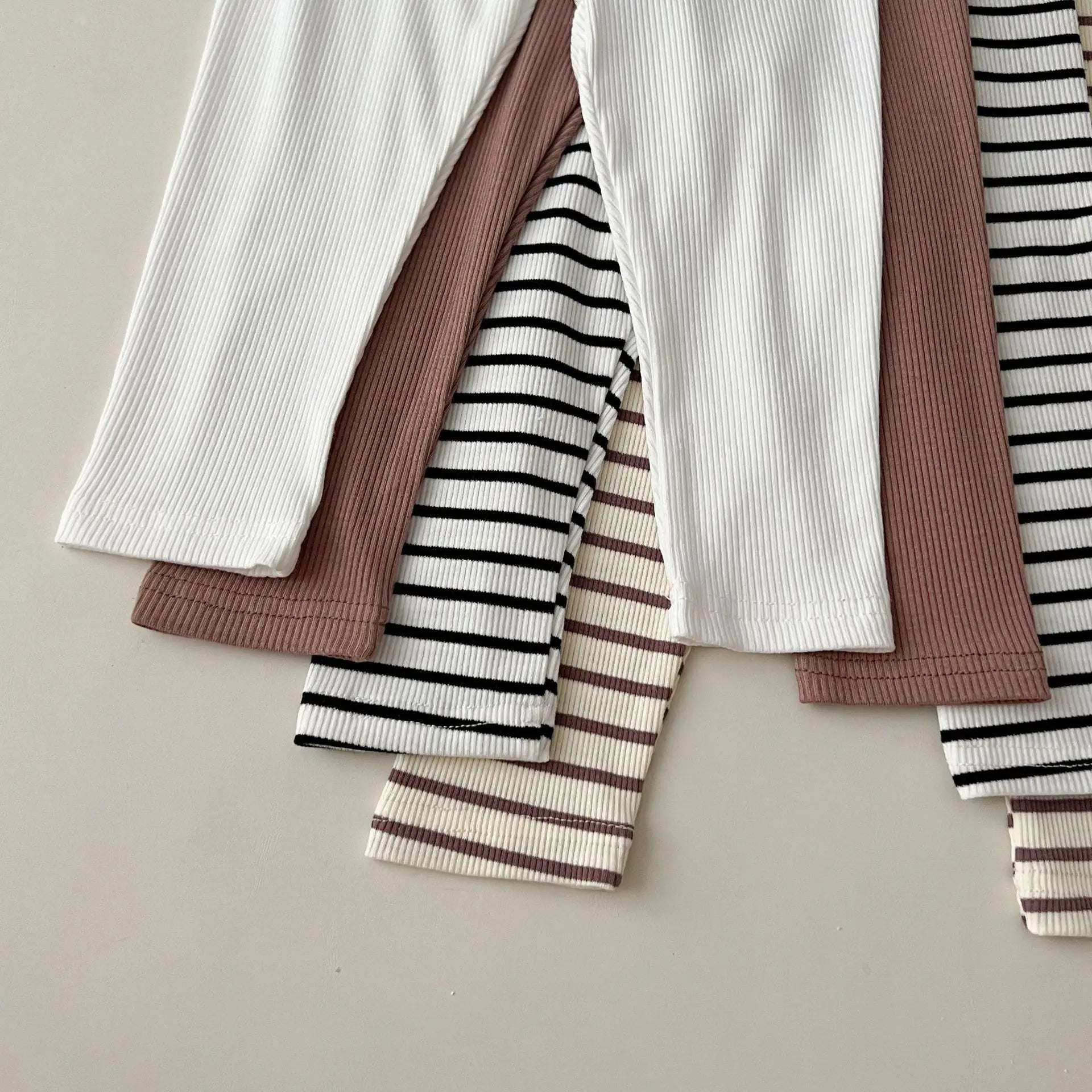 -キッズレギンス 無地 ボーダー レギンスパンツ シンプルベーシック 7カラー - mamahalo shop - レギンスパンツ -  べビー服 - 子供服 - 男の子 - 女の子