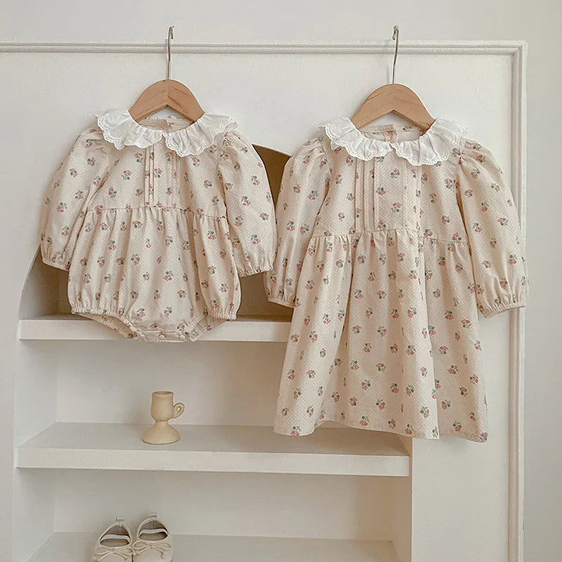 -ベビーロンパース/キッズワンピース レースフリル襟ピンタックフラワープリント長袖ボディスーツ/ワンピース リンクコーデ 姉妹 お揃いコーデ【mh0007418】 - mamahalo shop - 長袖ロンパース -  べビー服 - 子供服 - 男の子 - 女の子