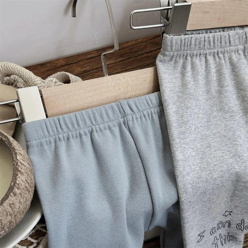 -ベビーパンツ レターロゴプリントレギンスパンツ 2カラー【mh0006947】 - mamahalo shop - レギンスパンツ -  べビー服 - 子供服 - 男の子 - 女の子