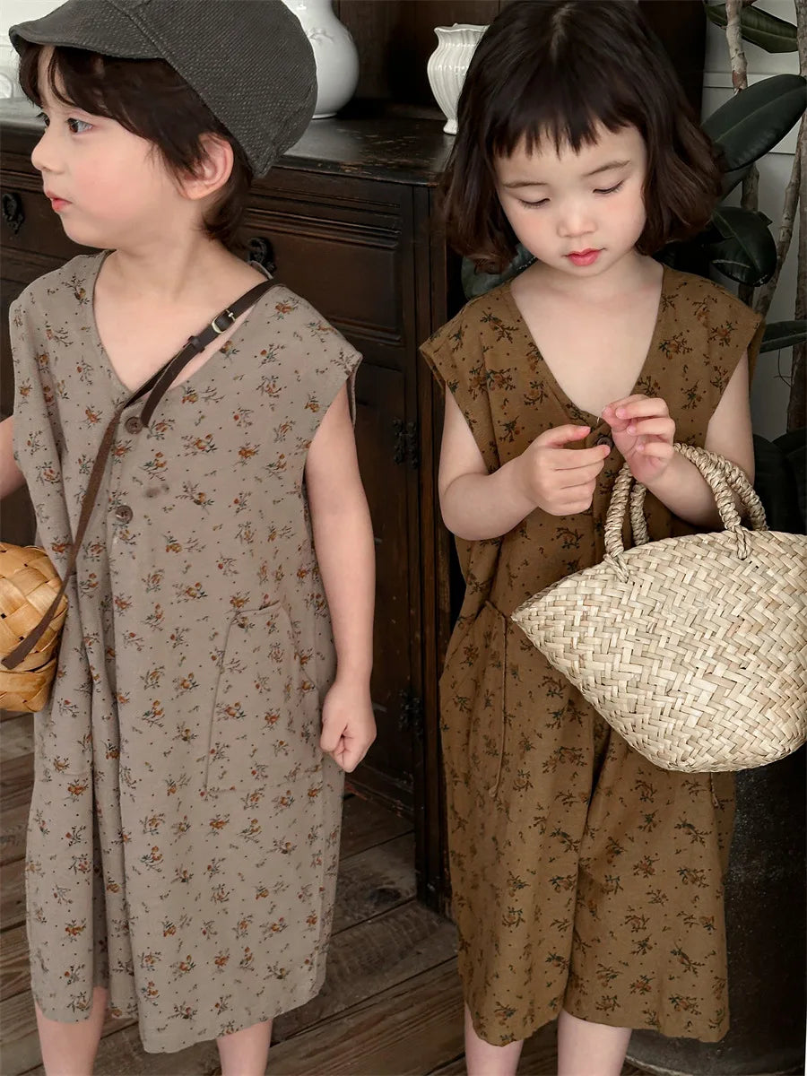 -キッズジャンプスーツ ノースリーブルーズショートつなぎ フラワー花柄プリント 2カラー【mh0006012】 - mamahalo shop - ノースリーブジャンプスーツ -  べビー服 - 子供服 - 男の子 - 女の子