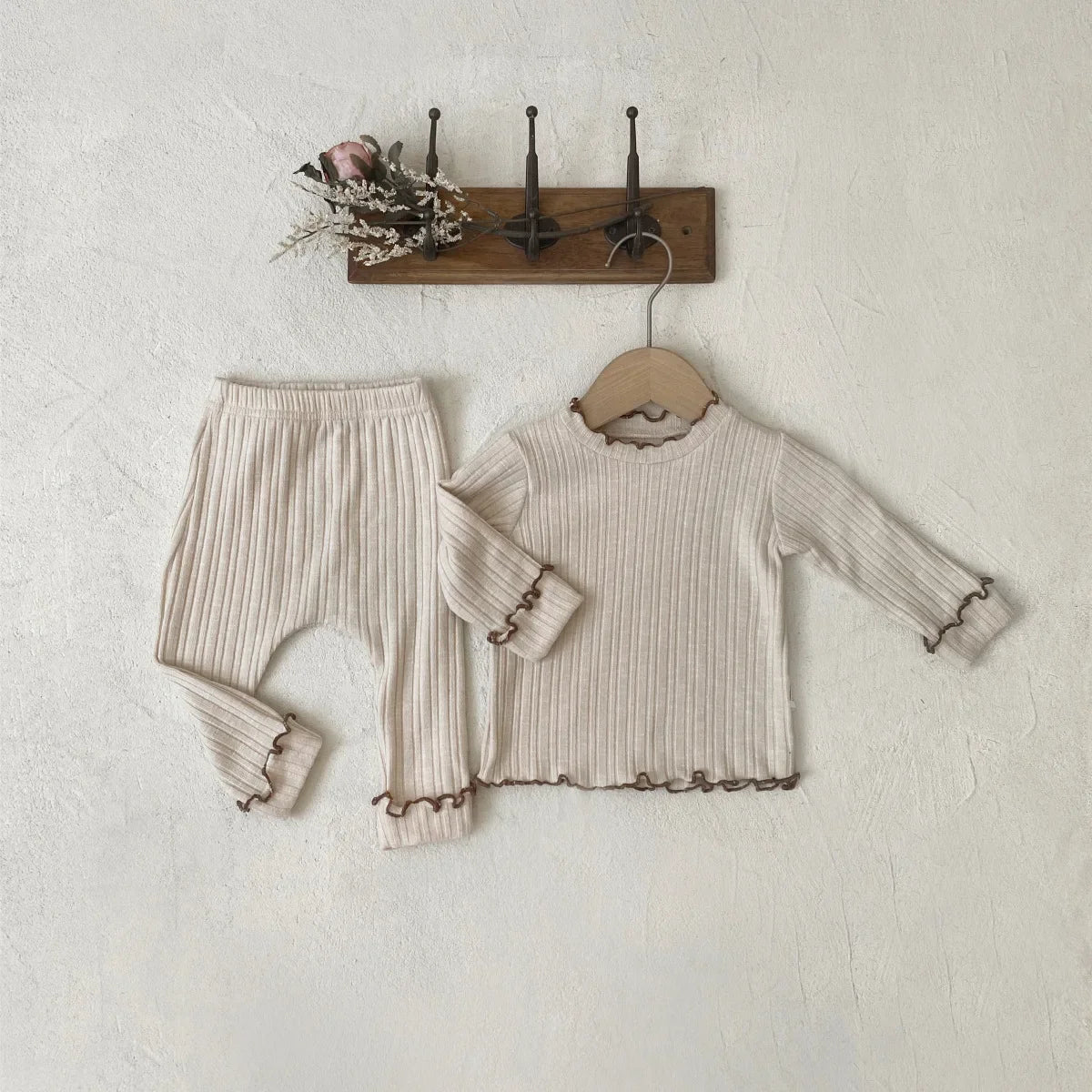 -ベビーセットアップ 2点セット プリーツ加工フリル長袖Tシャツ+プリーツ加工ロングパンツ 5カラー - mamahalo shop - 長袖セットアップ -  べビー服 - 子供服 - 男の子 - 女の子