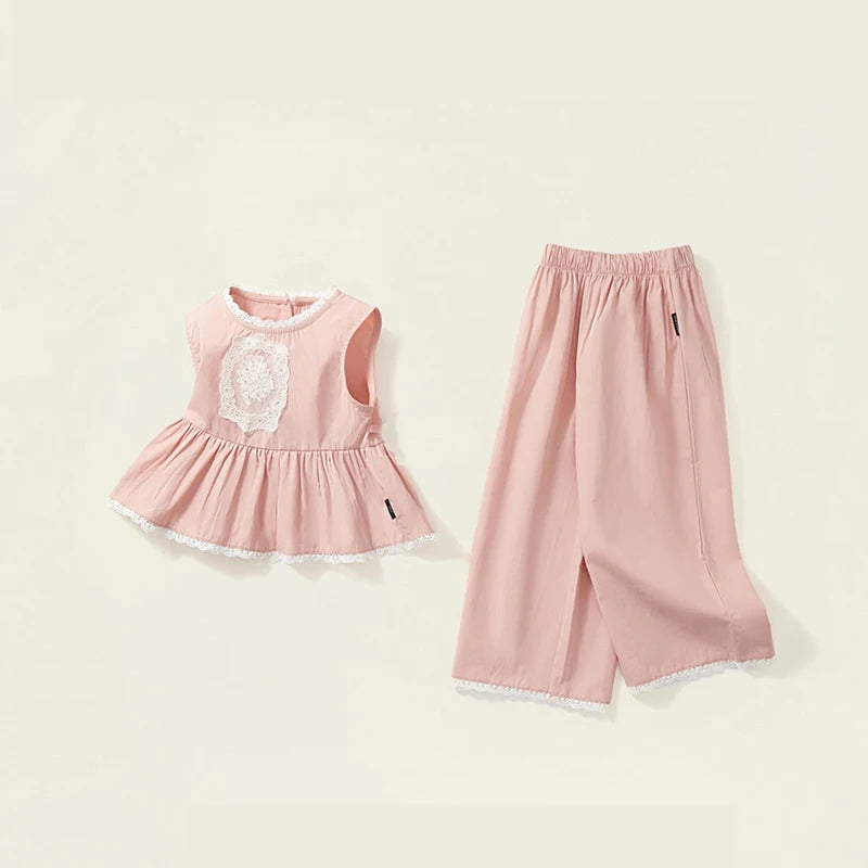 -キッズセットアップ 2点セットアップ ノースリーブペプラムブラウス+ルーズロングパンツ レース刺繍 お出かけ ピンク【mh0005731】 - mamahalo shop - ノースリーブセットアップ -  べビー服 - 子供服 - 男の子 - 女の子