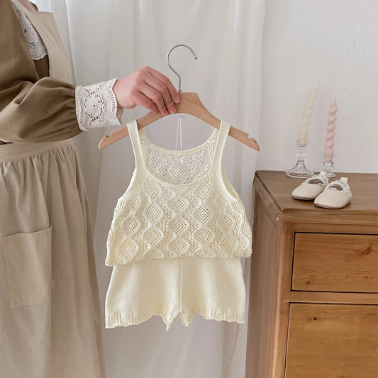 -キッズセットアップ 2点セット レースニット タンクトップベスト+ショートパンツ ベージュ【mh0006118】 - mamahalo shop - ノースリーブセットアップ -  べビー服 - 子供服 - 男の子 - 女の子